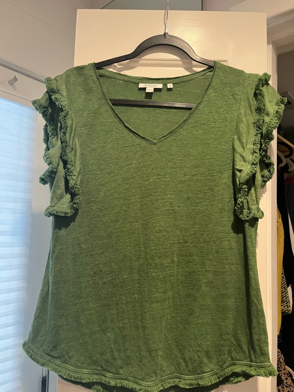 Green Ruffle Sleeve V-Neck Women's Top Chicos size 1 (m)